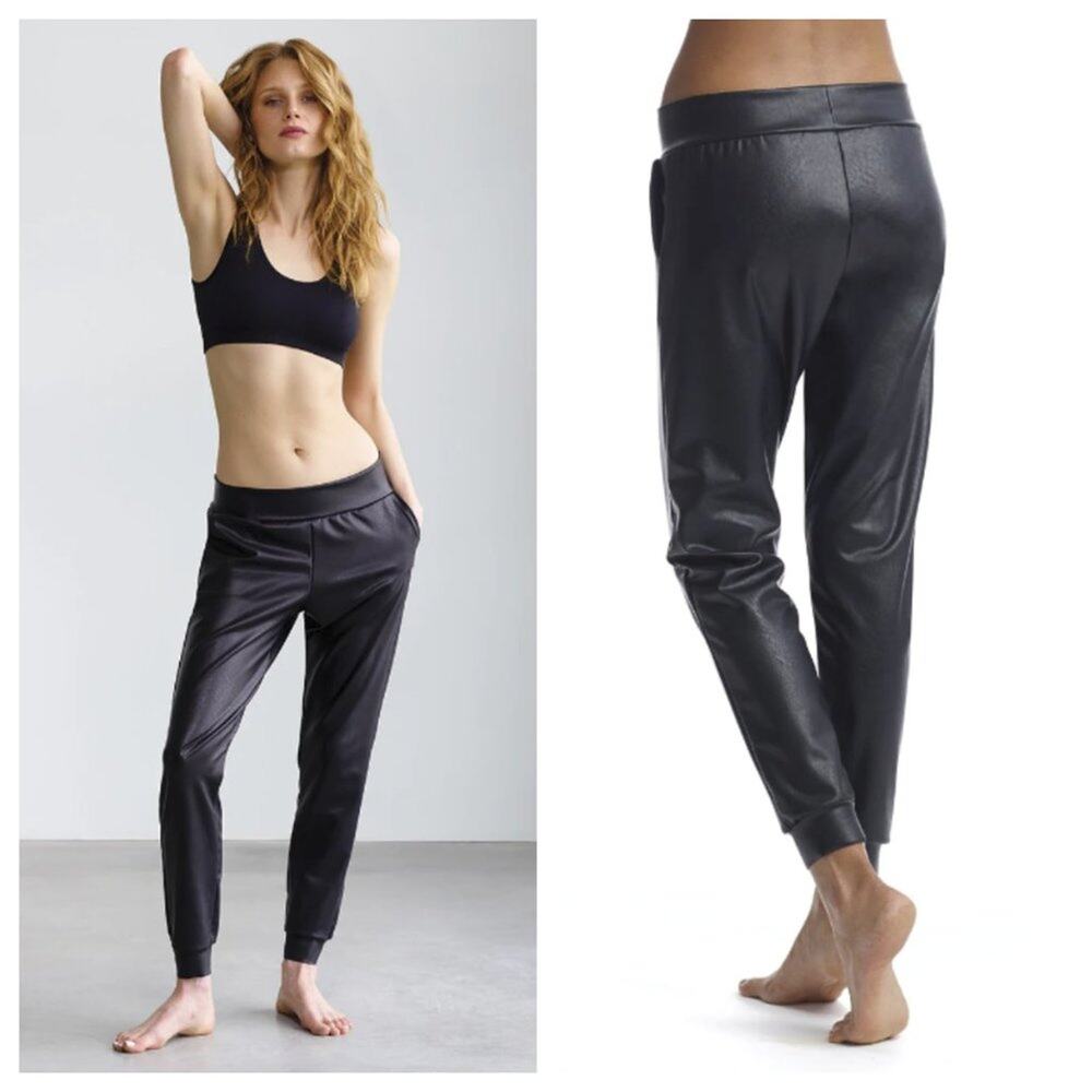 Commando Women's Faux Leather Jogger Black Size M